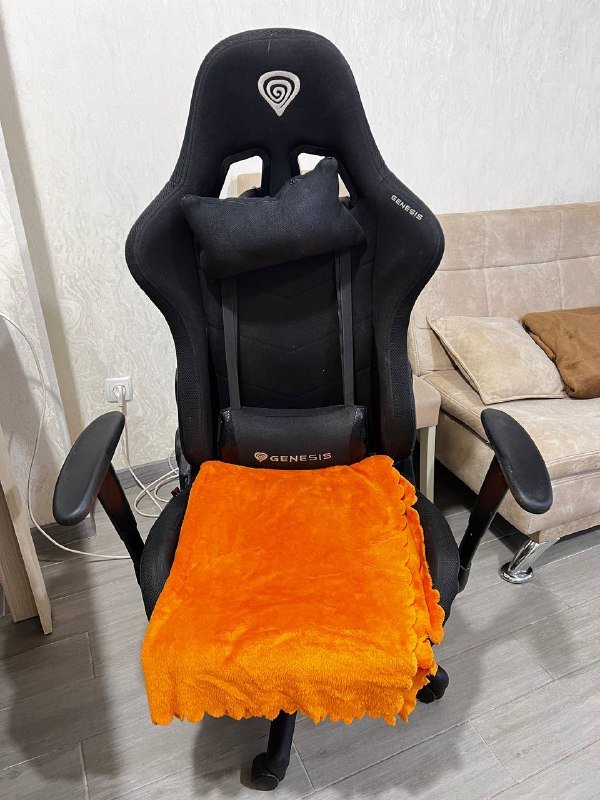 Компьютерное кресло GENESIS
