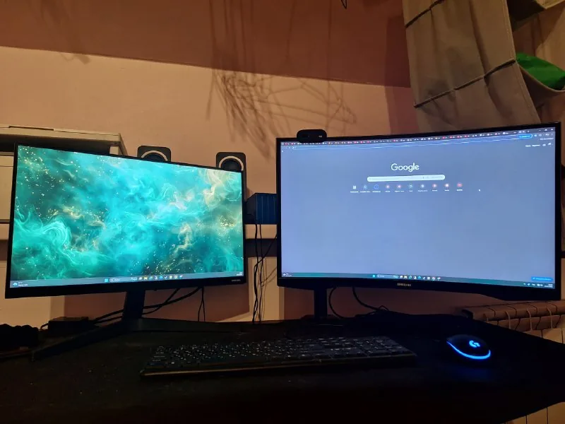 Игровой ПК, мониторы Odyssey G55A и Samsung F22T350FHI 1