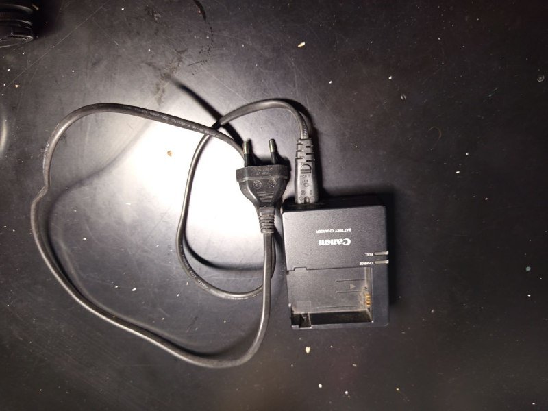 Фотоаппарат Canon EOS 650D, карта памяти, зарядка, сумка 6