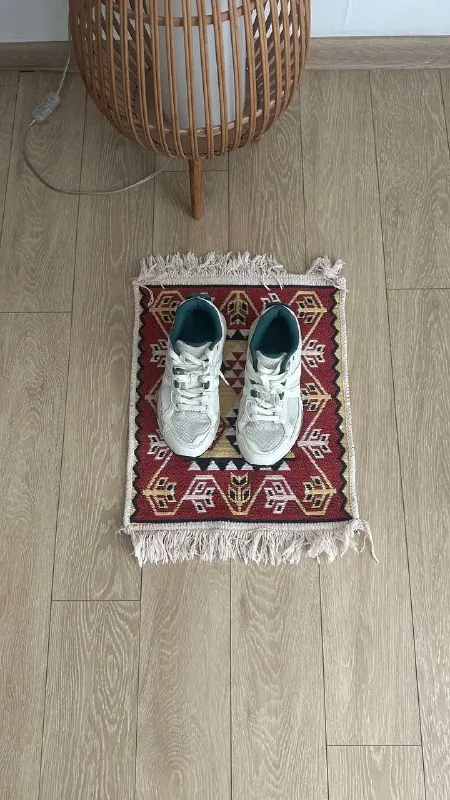 Женские кроссовки Oysho 1