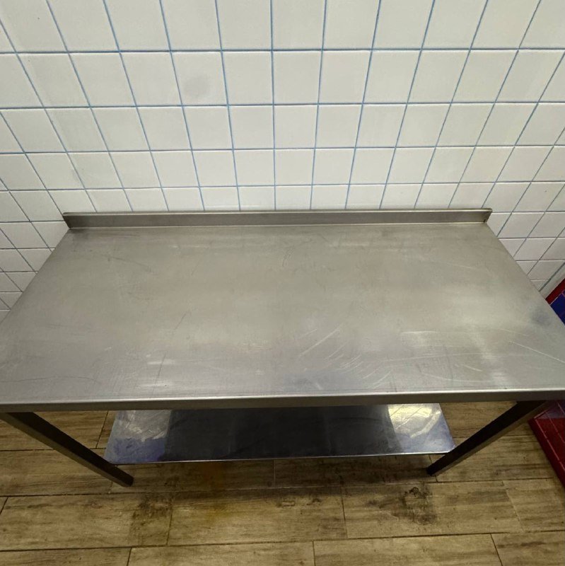 столы из нержавеющей стали, складные деревянные стулья и стол, осушитель, кондиционер, рисоварка 2