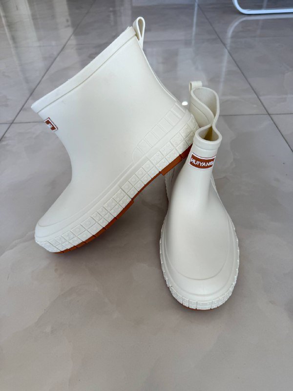 Резиновые сапоги женские 38,5-39 размер