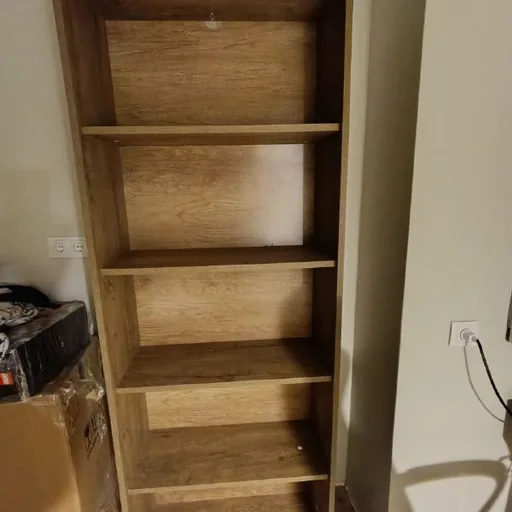 Шкаф книжный