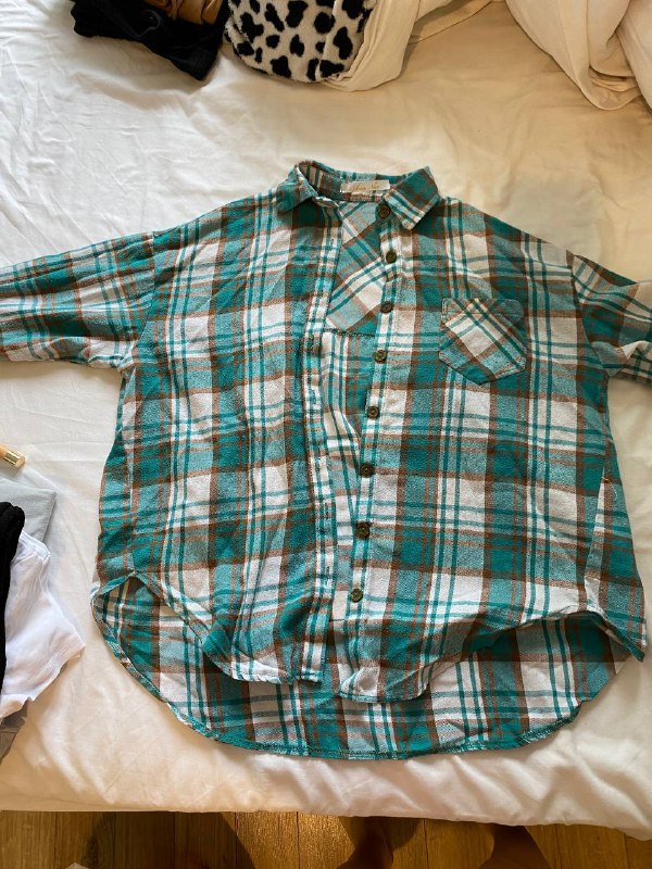 Купальник, футболки, лосины, рубашка, консилер 7