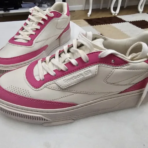 Новые кожаные кеды Reebok