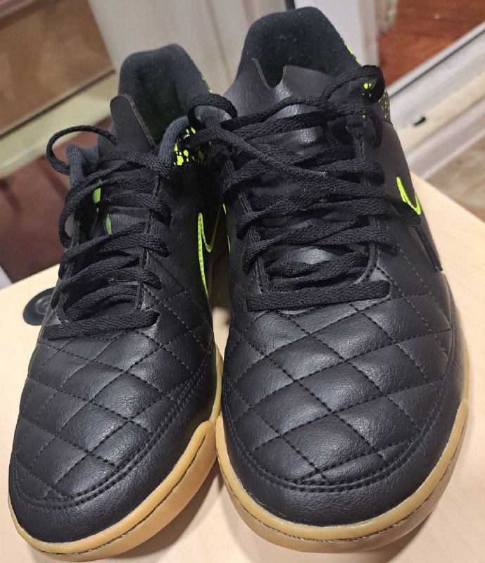 Бутсы Nike Tiempo Rio II IC черные с желтым 42.5-43 4