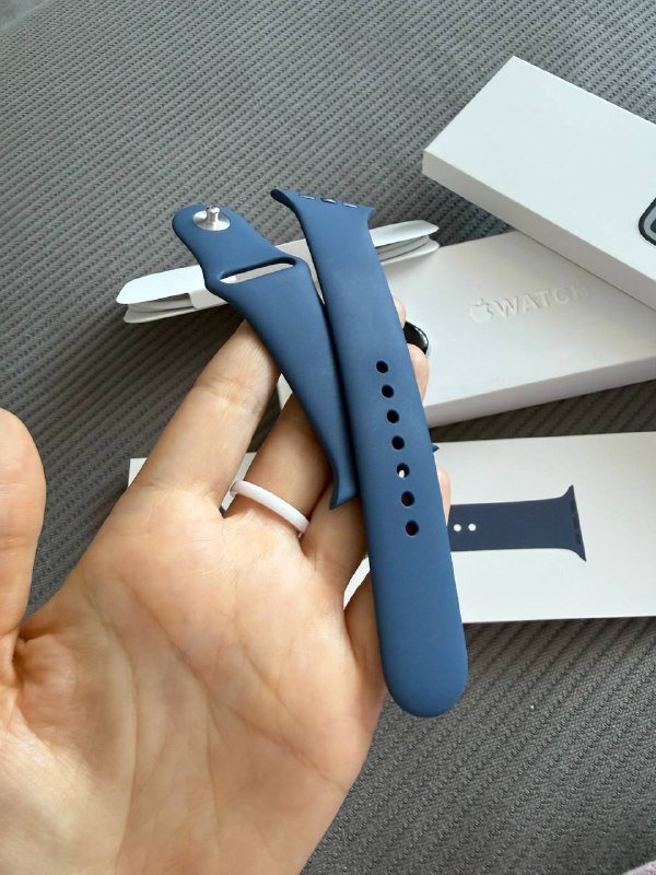 Apple Watch Series 10, 46mm, Silver Aluminum, Denim Sport Band 5