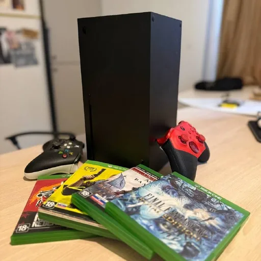 Xbox Series X, геймпад, 4 диска