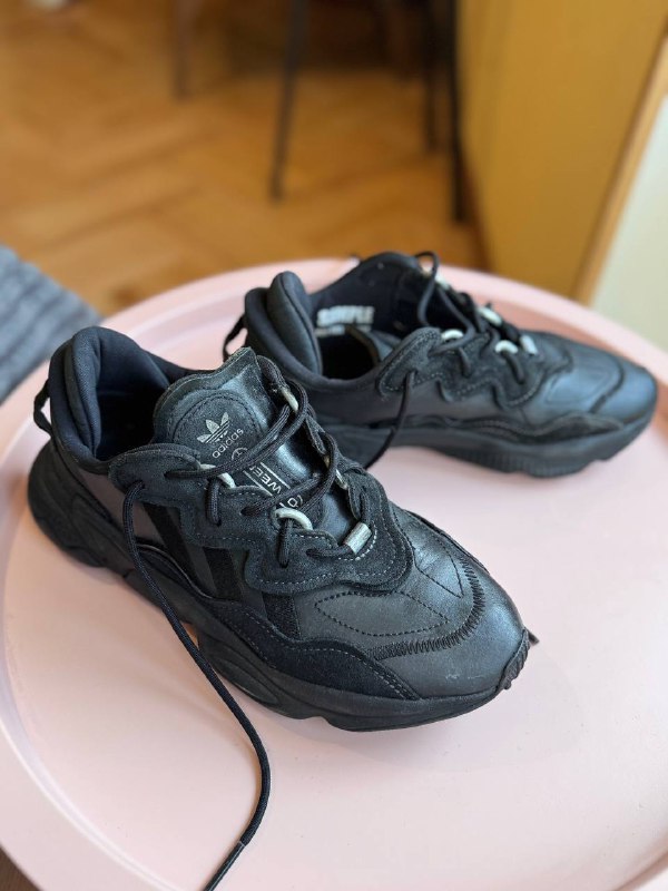 Кроссовки Adidas Ozweego W размер 38