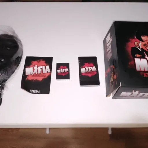 Настольная игра «Мафия. Вся семья в сборе»