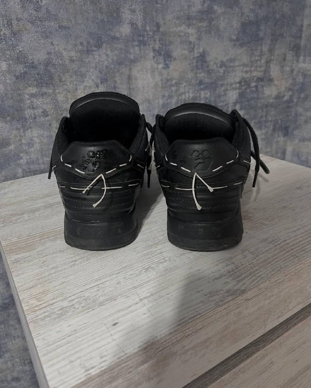 Кроссовки Off-White размер 44 2