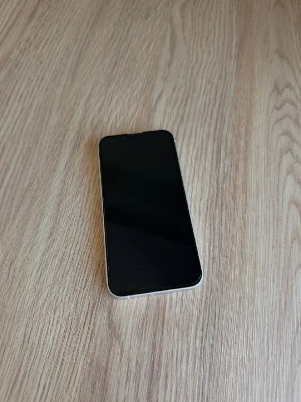 iPhone 13 mini 256 GB, белый 1