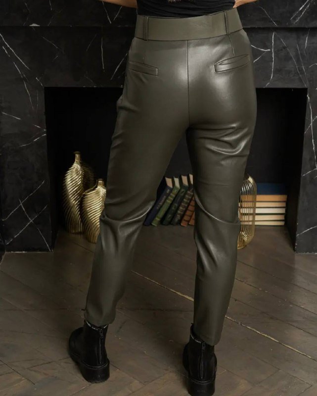 Брюки из кожзама на утеплителе размер S 3