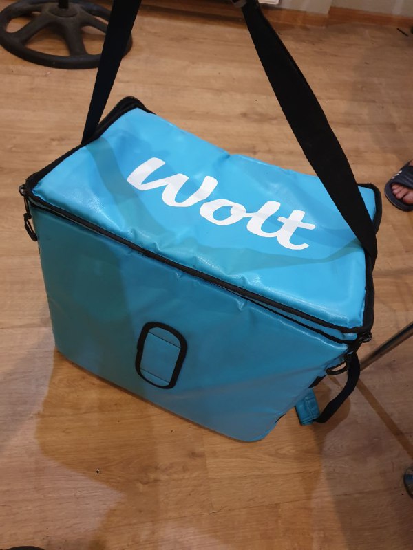 Сумка для курьера Wolt, кепка Wolt 4