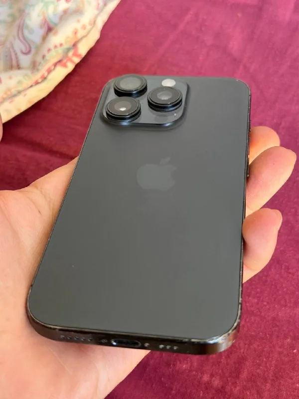 iPhone 16 Pro 512 ГБ Space Grey 1
