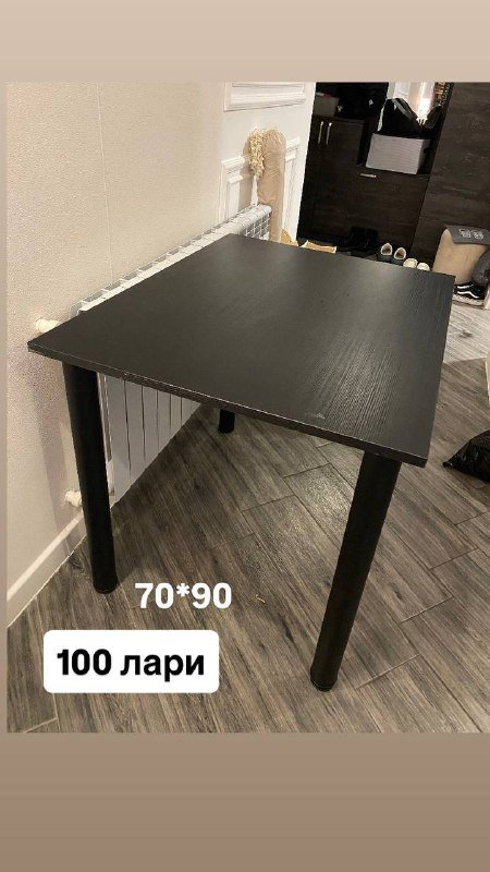 Стол 70*90, контейнеры, посуда, заварник, кухонные ящики 9