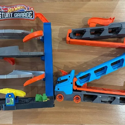Hot Wheels гараж и трек