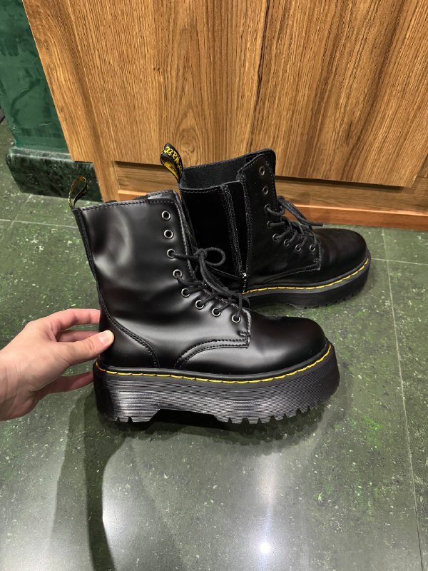 Женские ботинки размер 38