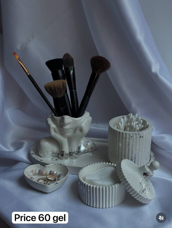 Гипсовые изделия ручной работы для украшений и косметики 8