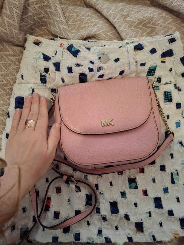 Кожаная сумка Michael Kors кроссбоди