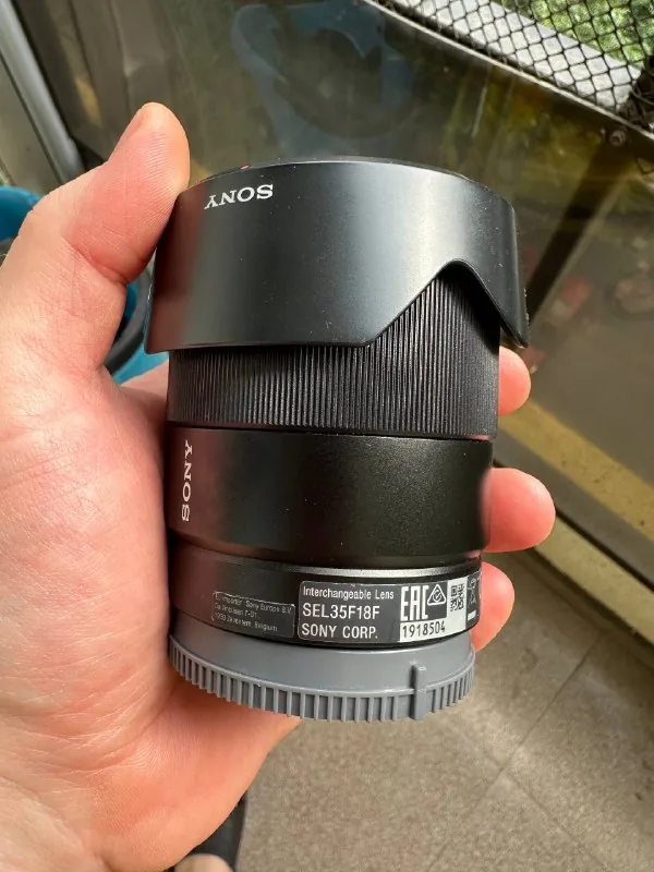Sony FE 35mm F1.8, Sigma 24-70mm F2.8 1