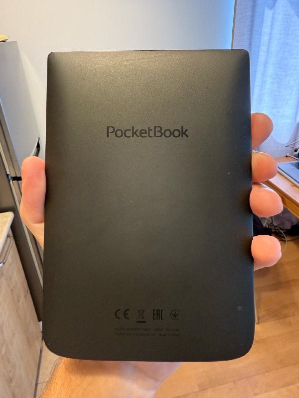 Электронная книжка PocketBook Touch Lux 4 2