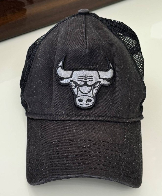 Черная кепка New Era 9FO AF Bob Team Trucker NBA Chicago Bulls