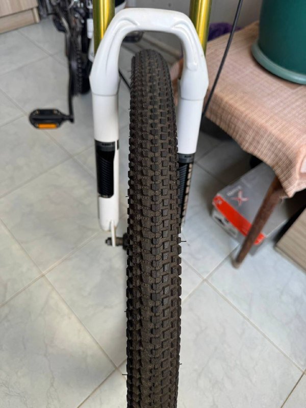 Велосипед алюминиевый каркас с тормозами Shimano и насосом 5