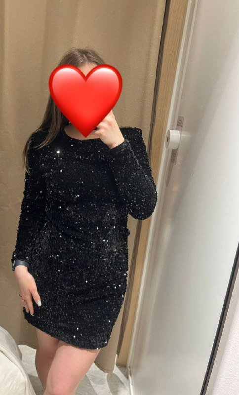 Черное платье с блестками, размер М