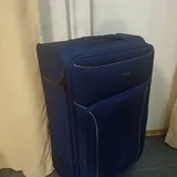 Чемодан, сумка, наушники, сковорода, турка 2