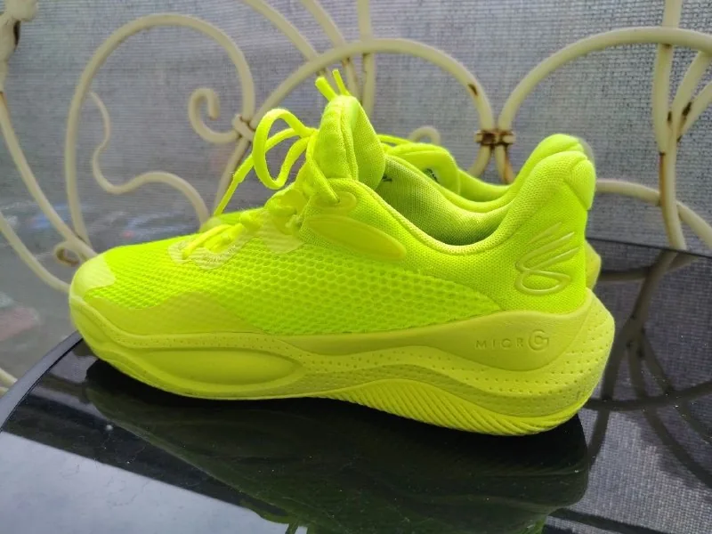 Under Armour Curry кроссовки 1