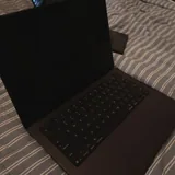 MacBook Pro 14 M5 7