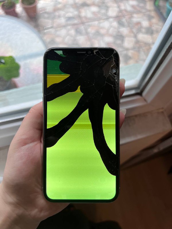 iPhone 11 Pro на запчасти 2