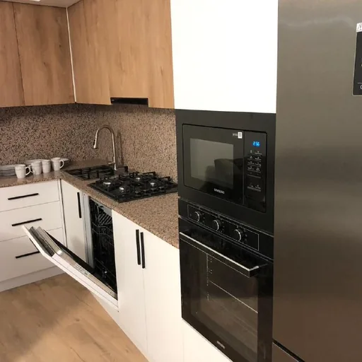 Квартира 2 спальни, 80 м², Батуми