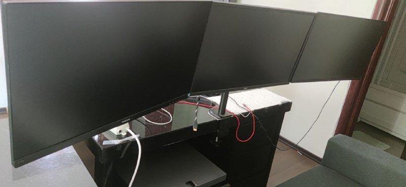 Мониторы Dell, Phillips, Acer и кронштейн на 3 монитора 6