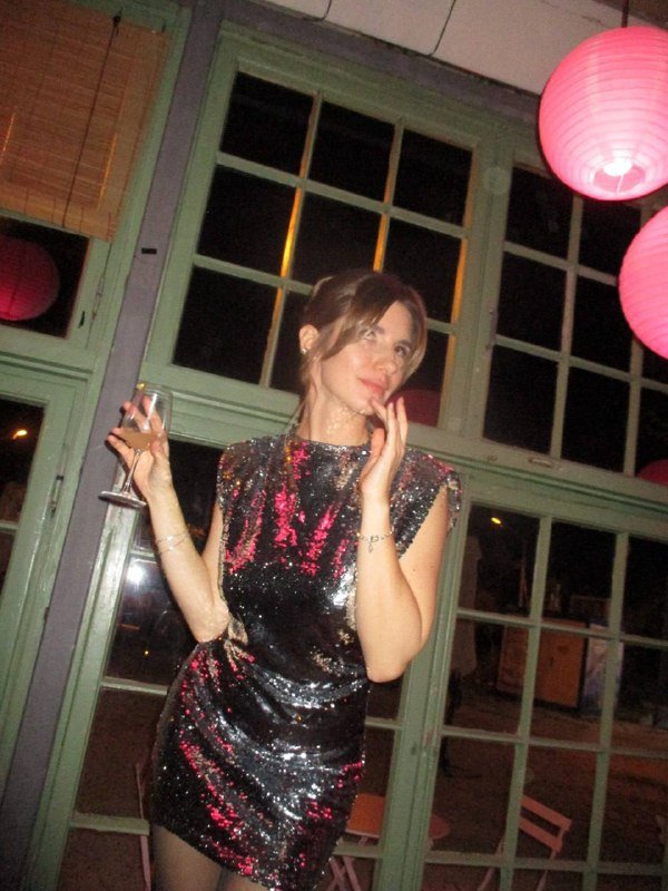 Платье в пайетках H&M размер M