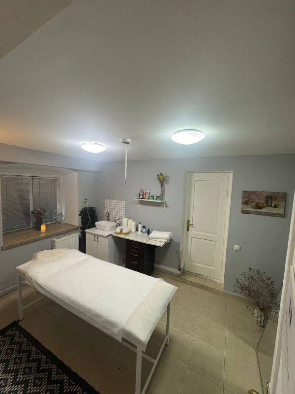 Сдаётся коммерческое помещение в центре Тбилиси 2