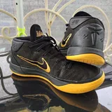 Баскетбольные кроссовки Kobe AD Black Mamba 1