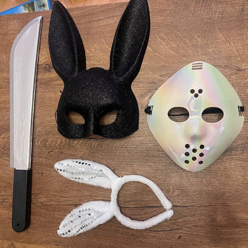 Массажный ролик, скакалка, гантели, утяжелители, резинки, тренажер кисти, насос, коврик, джойстики, набор масок 10