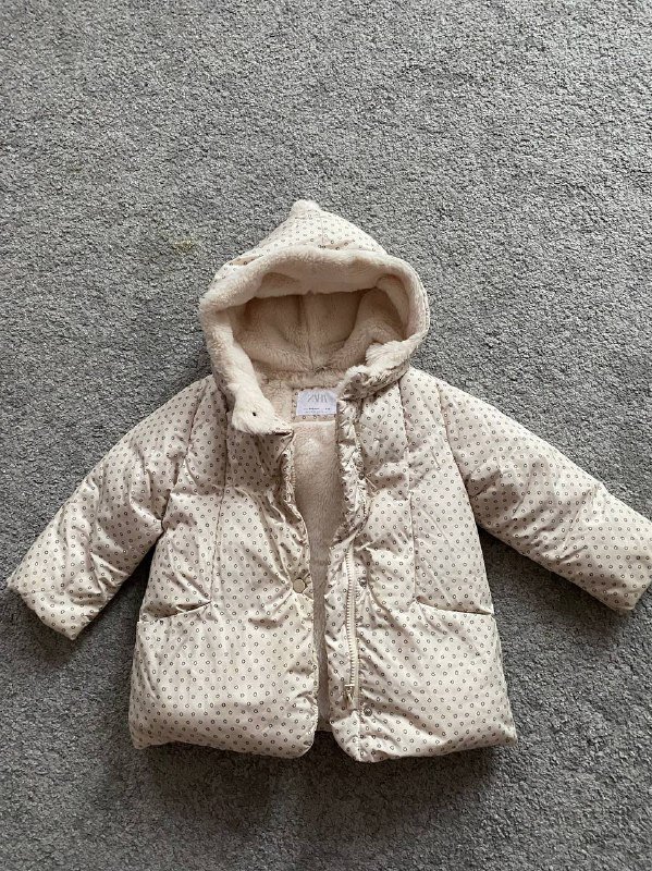 Теплая куртка Zara 4-5 лет