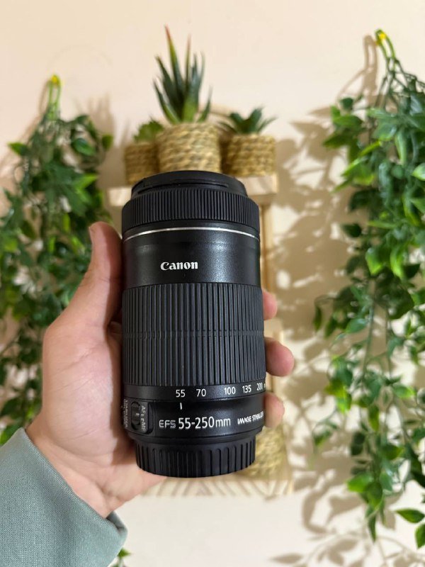 Canon lenses 55-250mm, 75-300mm, 18-55mm