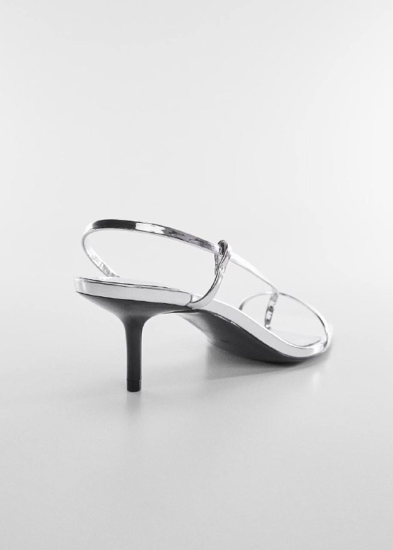 шорты-бермуды ZARA, очки LeSpecs, босоножки Mango 7