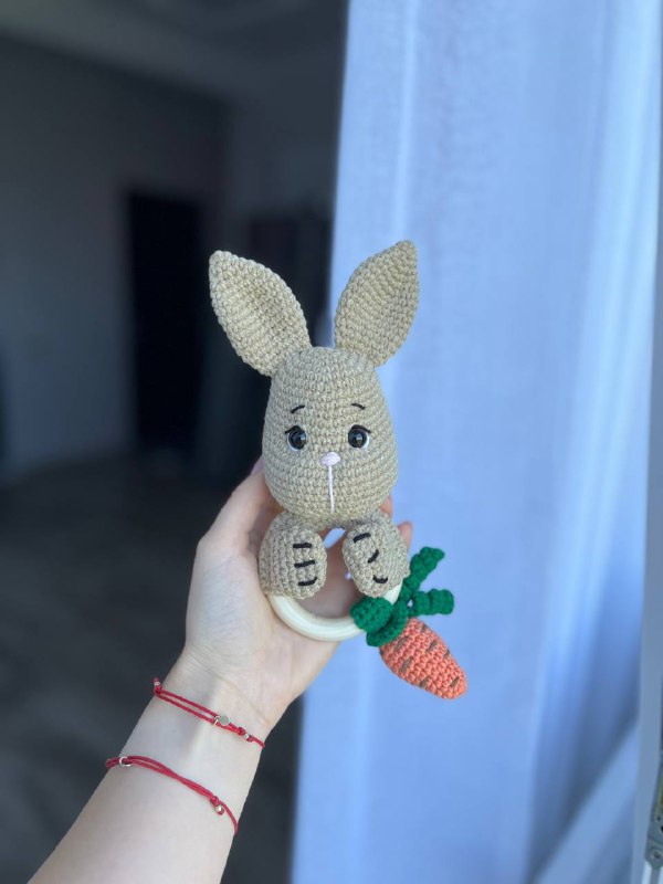Игрушки, погремушки, носочки, держатели для сосок 3