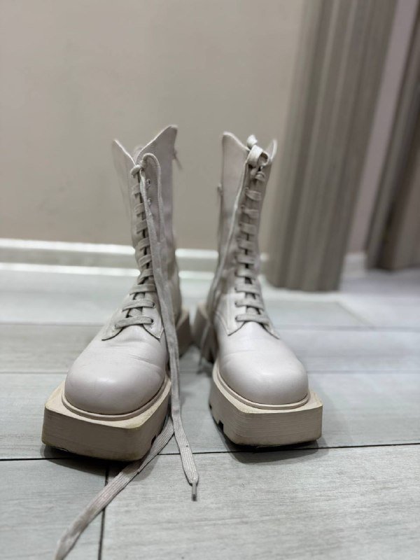 ботинки деми Charles & Keith, размер 40