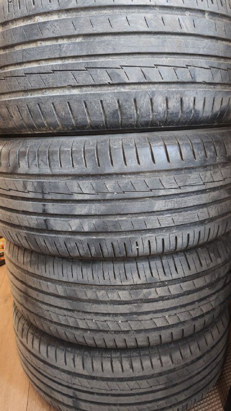 Комплект шин Yokohama BluEarth-A AE50 4 шт.