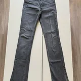 Брюки Calvin Klein Jeans, штаны Adidas, джинсы Zara, джинсы Lime, штаны ASOS, кофта Lime, юбка Love Republic, платье Lime, свитер H&M, топ Nike 5