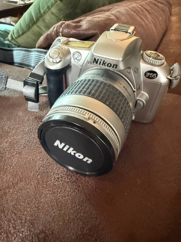 Nikon F55 фотоаппарат с чехлом 3