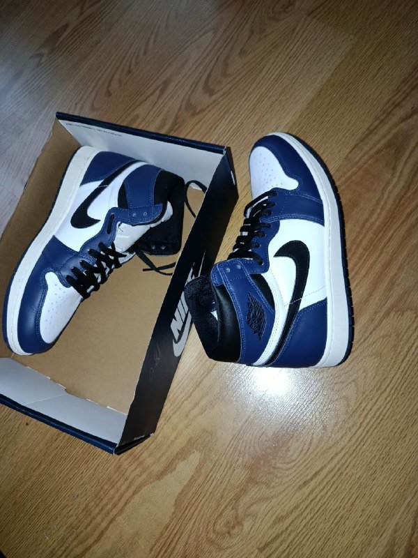 Лимитированные кроссовки Nike Air Jordan 44.5 4