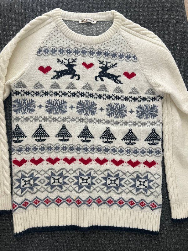 Свитеры размер S/M