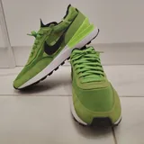 Nike Waffle Electric Green 4